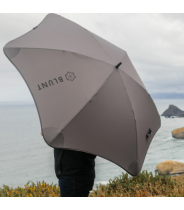 BLUNT Sport Umbrella